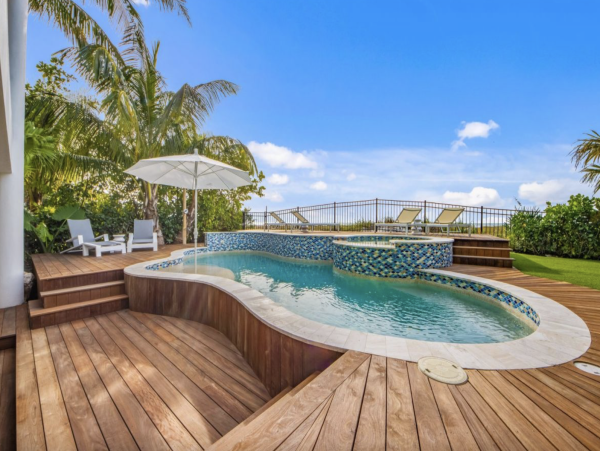 Anna Maria Island Vacation Beach Pool Home Five Bedrooms